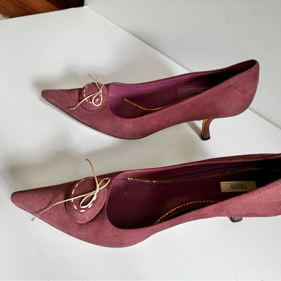 PRADA vintage 90s Purple Suede Kitten Heels, Pointed toe - Picture 7 of 8